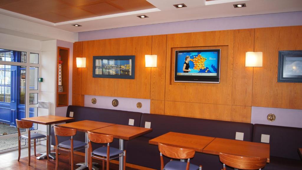 Petit déjeuner hôtel de la rade